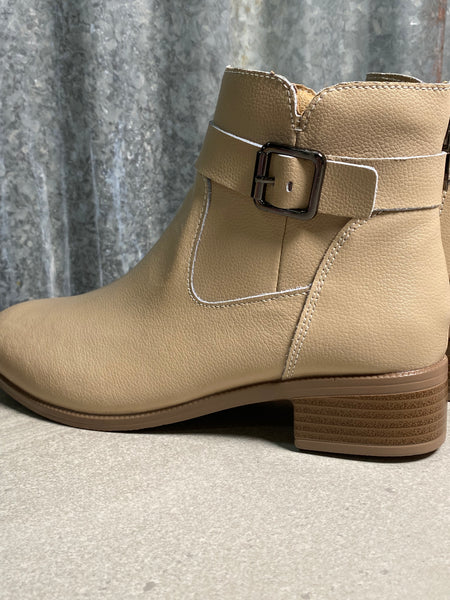 Carabel Leather Boot