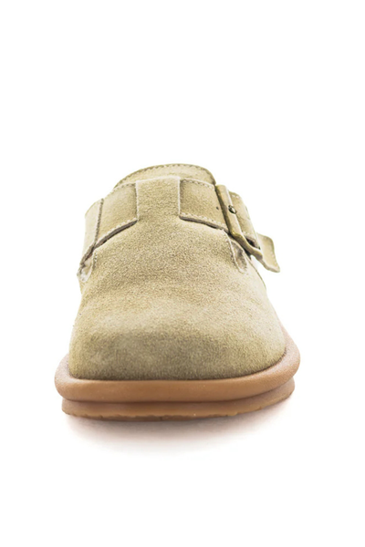 Cubby Clogs