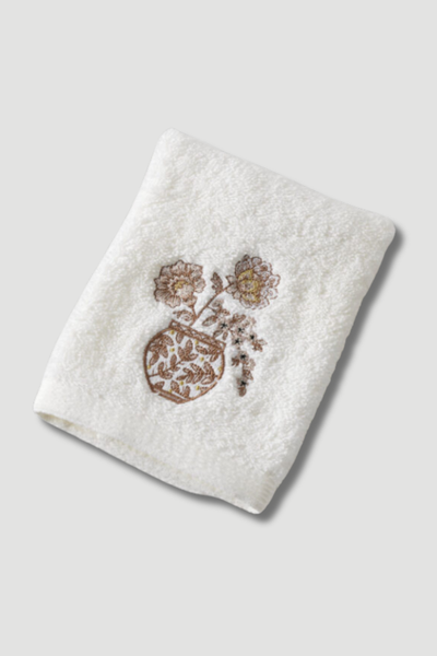 Timeless Blossoms Face Washer