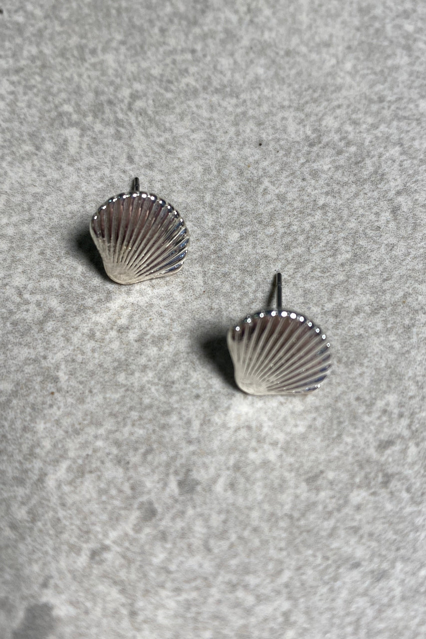 Silver Clam Earrings