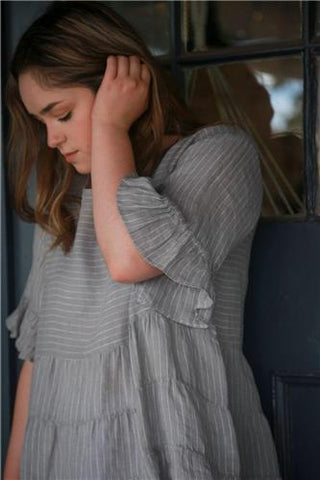 Linen Tier Top