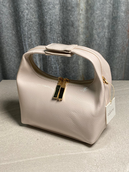 Lia Patent Bag