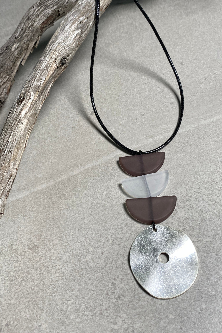 Saari Necklace