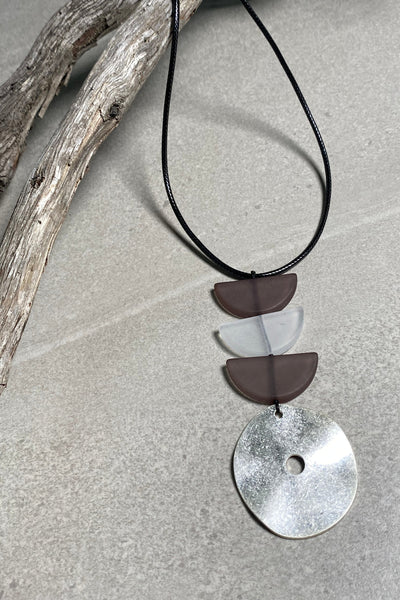 Saari Necklace