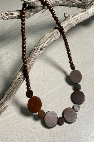 Evy Wooden Necklace