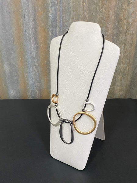 3 Tone Ring Necklace