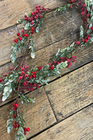 Berry & Leaves Garland