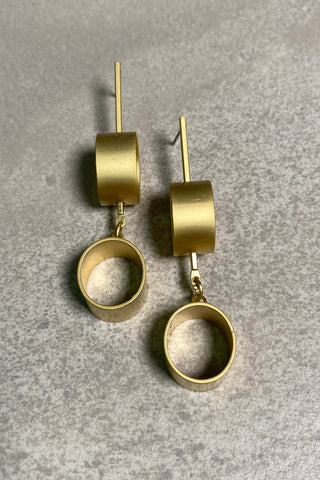 Circle Drop Matt Earrings