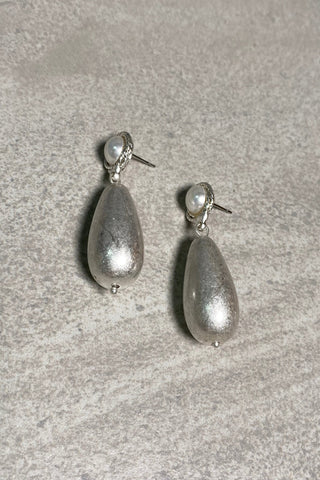 Pearl Teardrops