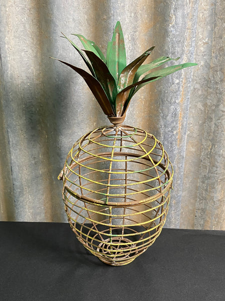 Wire Pineapple