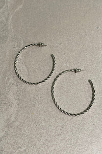 Twist Hoops