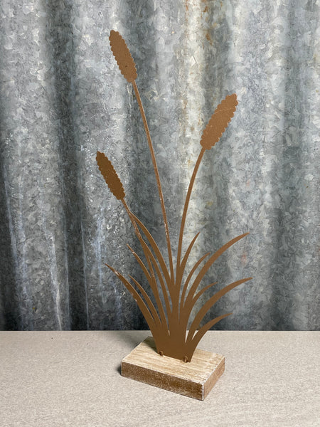 Mini Rust Bullrushes on Base