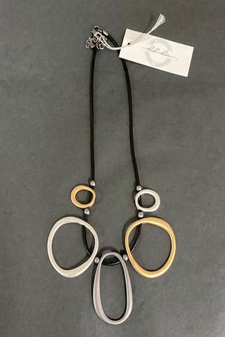 3 Tone Ring Necklace