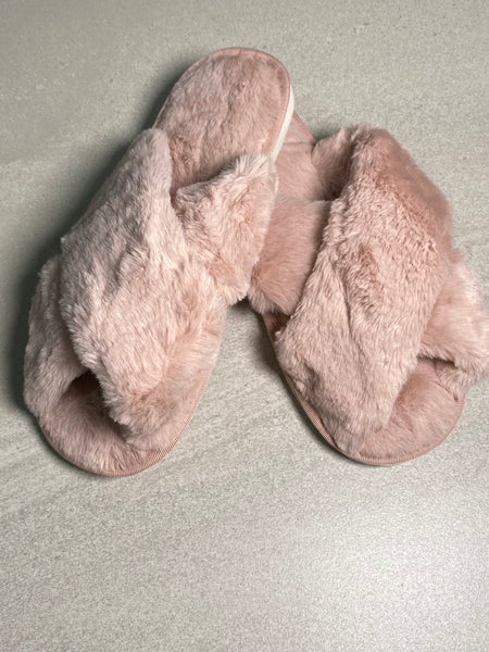 Fluffy Crossover Slippers